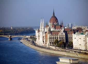 budapesht-budapeshtiz-praga Экскурсии из Праги в Европу 2018, цены от 95 Euro