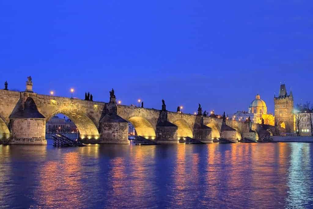 Карлов мост в Праге фото
